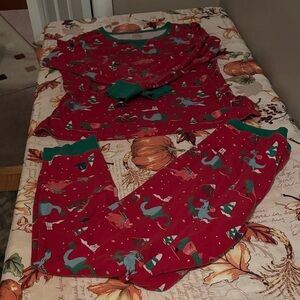 5/$3 Wondershop Red and Green Adult Pajama Set